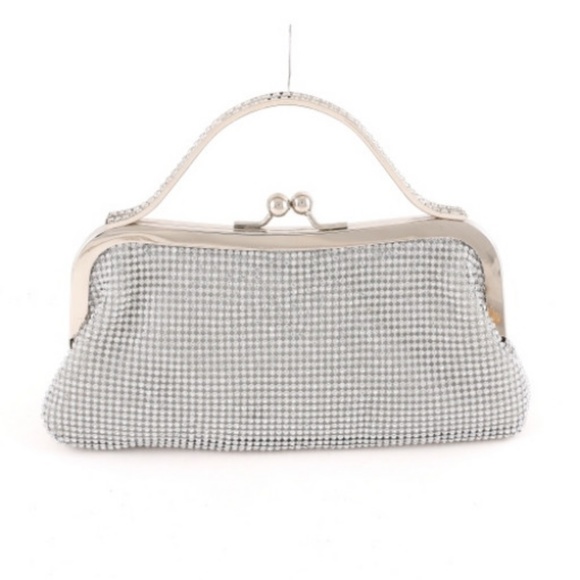 Wedding White - Picture 4 of 4